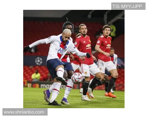 曼联与巴黎对决结果揭晓10月21日精彩赛事回顾与分析